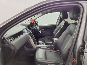 LAND ROVER DISCOVERY SPORT 2.0 TD4 SE Tech Auto 4WD Euro 6 (s/s) 5dr