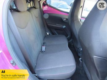 TOYOTA AYGO 1.0 VVT-i x-cite Automatic, Climate Control, Reverse Cam