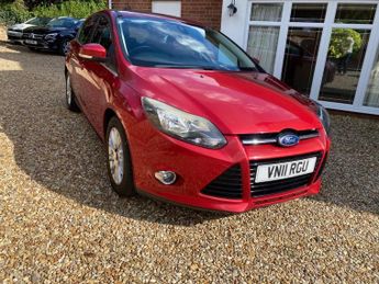 Ford Focus 1.6T EcoBoost Titanium Euro 5 (s/s) 5dr