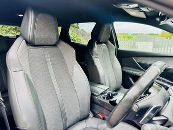 PEUGEOT 3008 1.5 BlueHDi GT Line