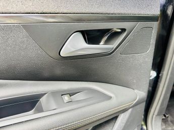PEUGEOT 3008 1.5 BlueHDi GT Line