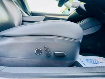 TESLA MODEL 3 Standard Range Plus