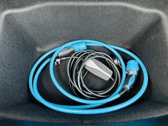 TESLA MODEL 3 Standard Range Plus