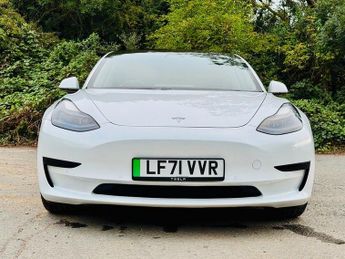 TESLA MODEL 3 Standard Range Plus