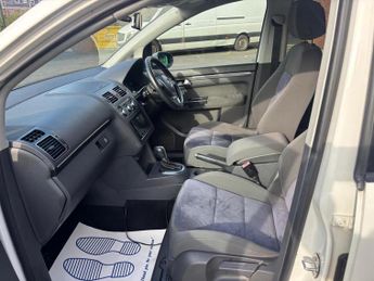 VOLKSWAGEN TOURAN 1.4 TSI HIGHLINE AUTOMATIC