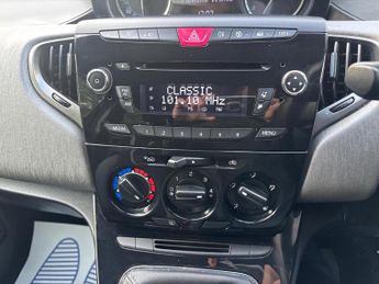 CHRYSLER YPSILON 1.2 S