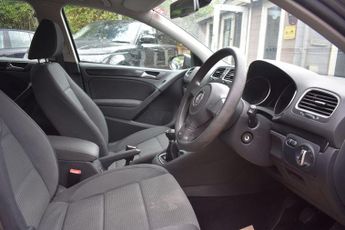 VOLKSWAGEN GOLF 1.6 TDI BlueMotion Tech SE