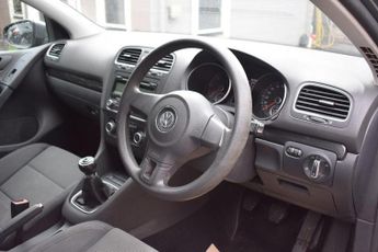 VOLKSWAGEN GOLF 1.6 TDI BlueMotion Tech SE