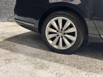 VOLKSWAGEN PASSAT 2.0 TDI BlueMotion Tech Highline