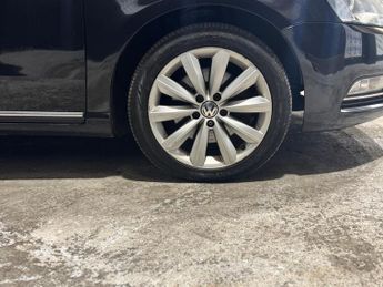 VOLKSWAGEN PASSAT 2.0 TDI BlueMotion Tech Highline