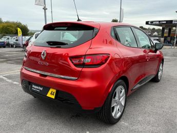 RENAULT CLIO 1.2 16V Dynamique MediaNav Euro 5 5dr