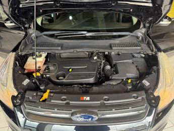 FORD KUGA 2.0 TDCi Zetec