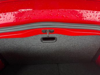 VOLKSWAGEN UP 1.0 BlueMotion Tech High up!