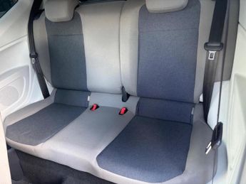 VOLKSWAGEN UP 1.0 BlueMotion Tech Move up!