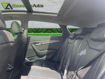HYUNDAI I40 1.7 CRDi Premium Auto Euro 5 5dr