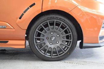 FORD TRANSIT 2.0 320 EcoBlue Limited MS RT