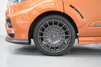 FORD TRANSIT 2.0 320 EcoBlue Limited MS RT