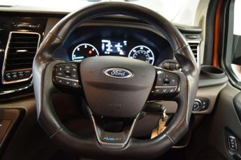 FORD TRANSIT 2.0 320 EcoBlue Limited MS RT