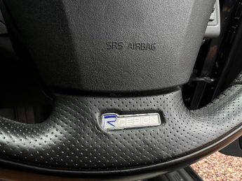 VOLVO C30 2.0 D R-Design