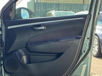 SUZUKI SWIFT 1.2 SZ4 AUTO