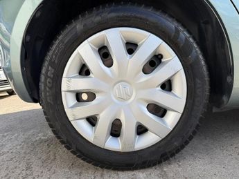 SUZUKI SWIFT 1.2 SZ4 AUTO