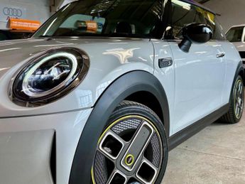 MINI ELECTRIC Cooper SE 32.6kWh Level 1 Auto 3dr