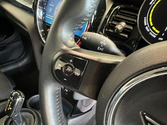 MINI ELECTRIC Cooper SE 32.6kWh Level 1 Auto 3dr