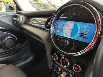 MINI ELECTRIC Cooper SE 32.6kWh Level 1 Auto 3dr