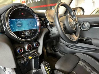 MINI ELECTRIC Cooper SE 32.6kWh Level 1 Auto 3dr