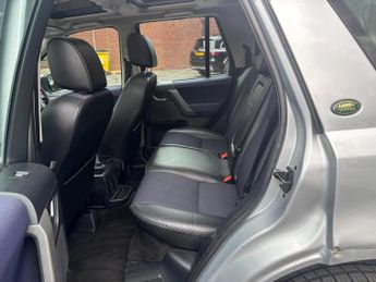 LAND ROVER FREELANDER 2 2.2 TD4 SE