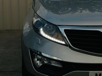 KIA SPORTAGE 2.0 CRDi KX-3 Auto AWD Euro 5 5dr