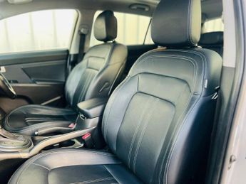 KIA SPORTAGE 2.0 CRDi KX-3 Auto AWD Euro 5 5dr