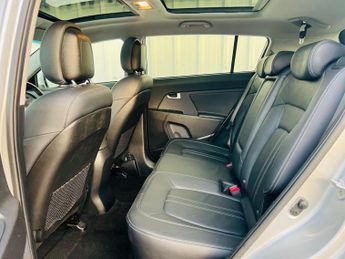 KIA SPORTAGE 2.0 CRDi KX-3 Auto AWD Euro 5 5dr