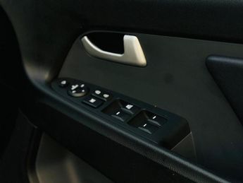 KIA SPORTAGE 2.0 CRDi KX-3 Auto AWD Euro 5 5dr