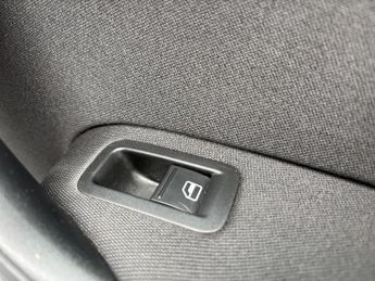 VOLKSWAGEN POLO 1.4 SE