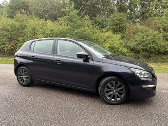 Peugeot 308 1.2 PureTech Sportium