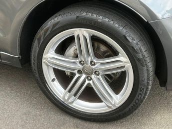 AUDI Q5 2.0 TDI S line Plus