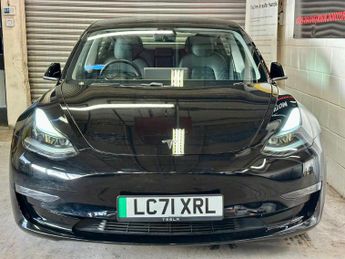 TESLA MODEL 3 (Dual Motor) Long Range Auto 4WDE 4dr