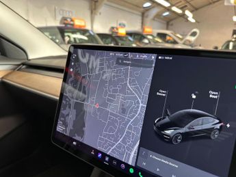 TESLA MODEL 3 (Dual Motor) Long Range Auto 4WDE 4dr