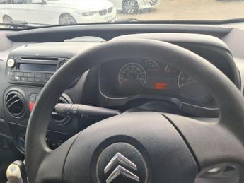 CITROEN NEMO 1.3 HDi 660 16v LX EGS FWD L1 H1 (s/s) 3dr
