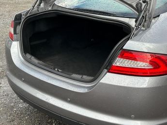 JAGUAR XF 2.2d Premium Luxury Auto Euro 5 (s/s) 4dr