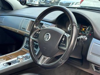 JAGUAR XF 2.2d Premium Luxury Auto Euro 5 (s/s) 4dr