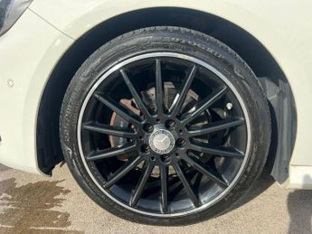 MERCEDES-BENZ A CLASS 2.1 A200d AMG Line (Premium) 7G-DCT Euro 6 (s/s) 5dr