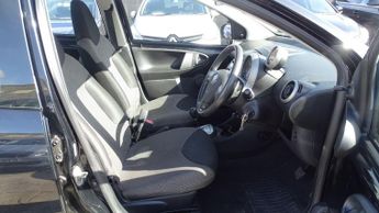 TOYOTA AYGO 1.0 VVT-i Move