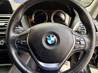 BMW 1 SERIES 1.5 118i Sport 5-door