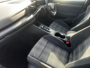 VOLKSWAGEN GOLF 2.0 TDI GTD