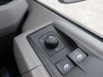 VOLKSWAGEN CRAFTER 2.0 TDI CR35 L3 Trendline Auto