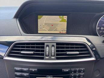 MERCEDES-BENZ C CLASS 1.6 C180 BlueEfficiency Executive SE