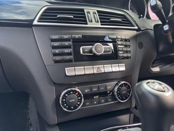 MERCEDES-BENZ C CLASS 1.6 C180 BlueEfficiency Executive SE