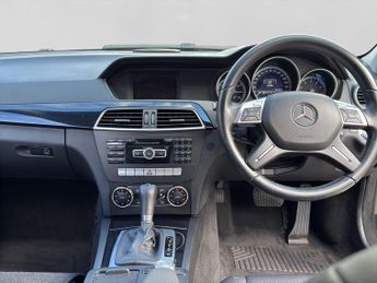 MERCEDES-BENZ C CLASS 1.6 C180 BlueEfficiency Executive SE